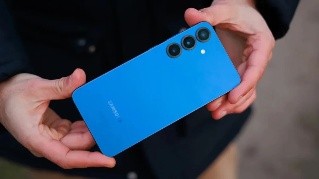 Carregador magnético da Samsung, no estilo MagSafe, recebe aval da Anatel