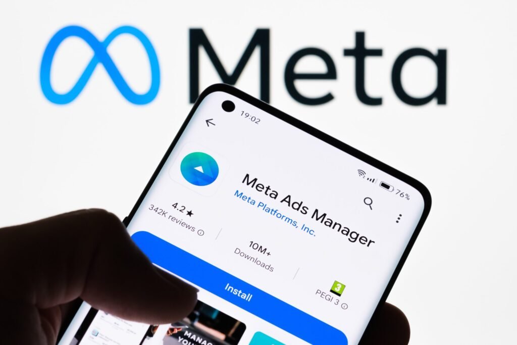 Política revisada permite à Meta utilizar dados de usuários para aprimorar IA