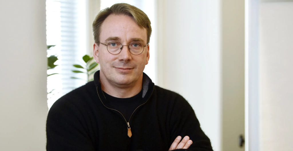 Linus Torvalds, criador do Linux avalia o Vibe Coding e se diz satisfeito com a novidade