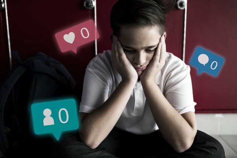Relatório Revela: Redes Sociais Contribuem para a Infelicidade dos Jovens