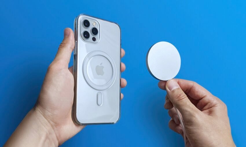 Apple Considera Abandonar MagSafe em iPhones Futuros