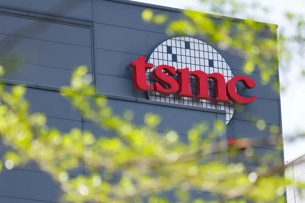 Chips de IA supera demanda de produção da TSMC, diz CEO